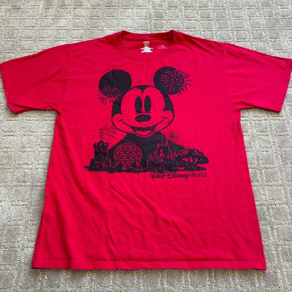 Walt Disney World Hanes Mickey Mouse T Shirt Medium Red Epcot Magic Kingdom - Picture 1 of 4